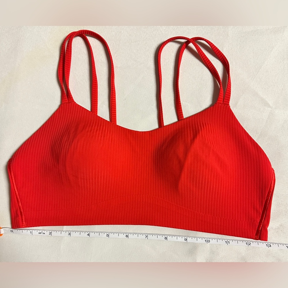 Lululemon Like A Cloud ribbed sports bra Size 4